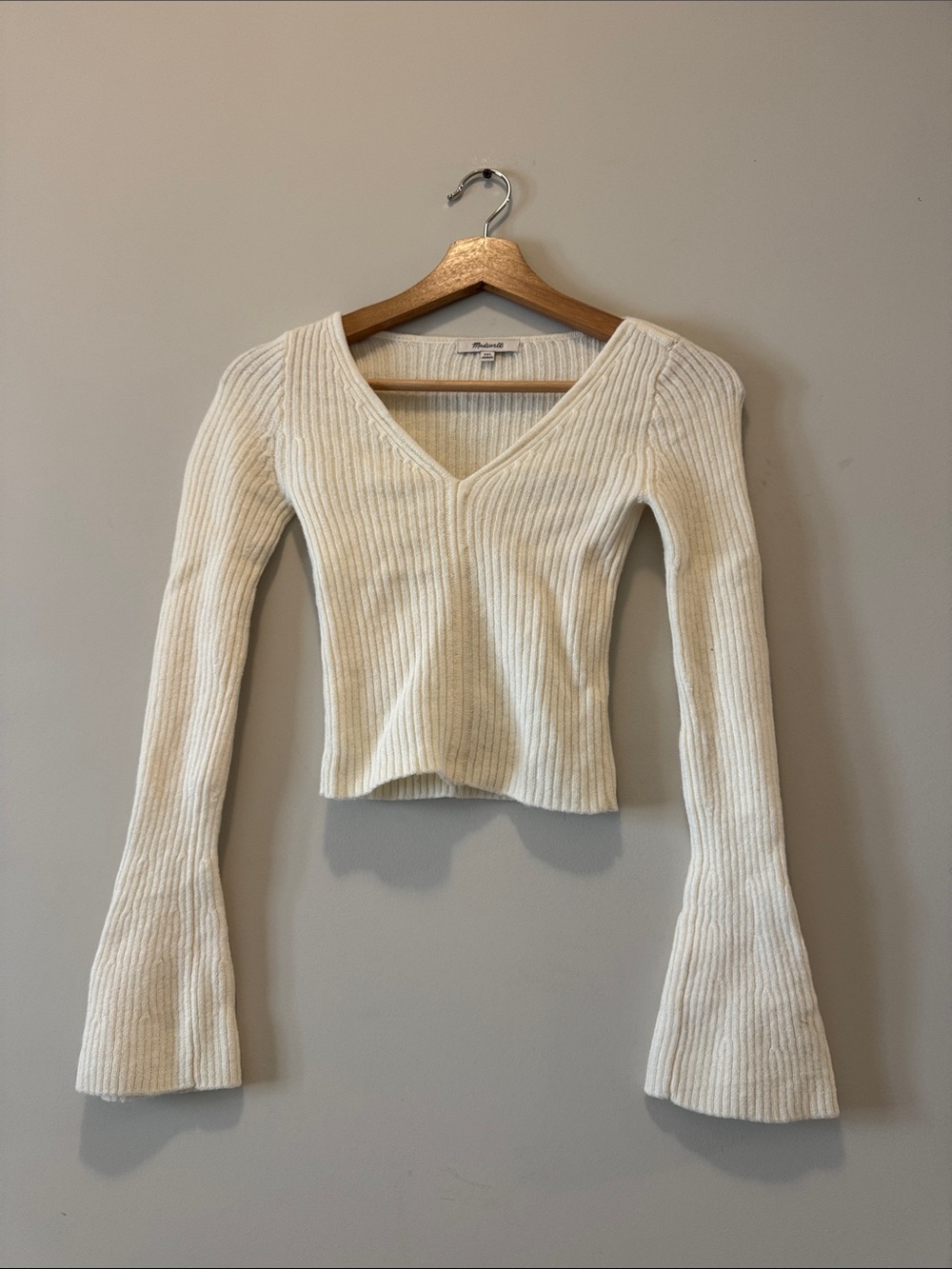 Madewell | Cream Ribbed V-Neck Bell Sleeve Sweater | See Notes for Size Info
